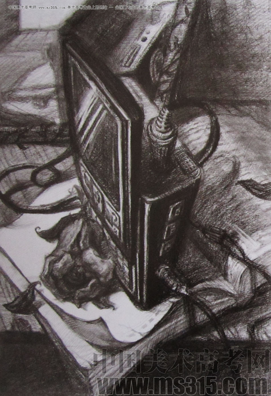 2010年清华大学美术学院素描高分试卷22（设计）