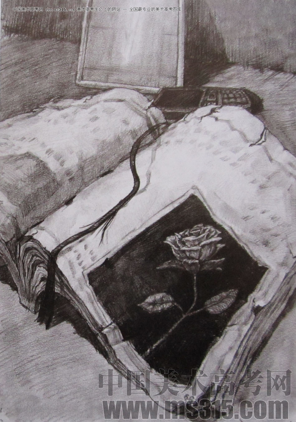 2010年清华大学美术学院素描高分试卷23（设计）