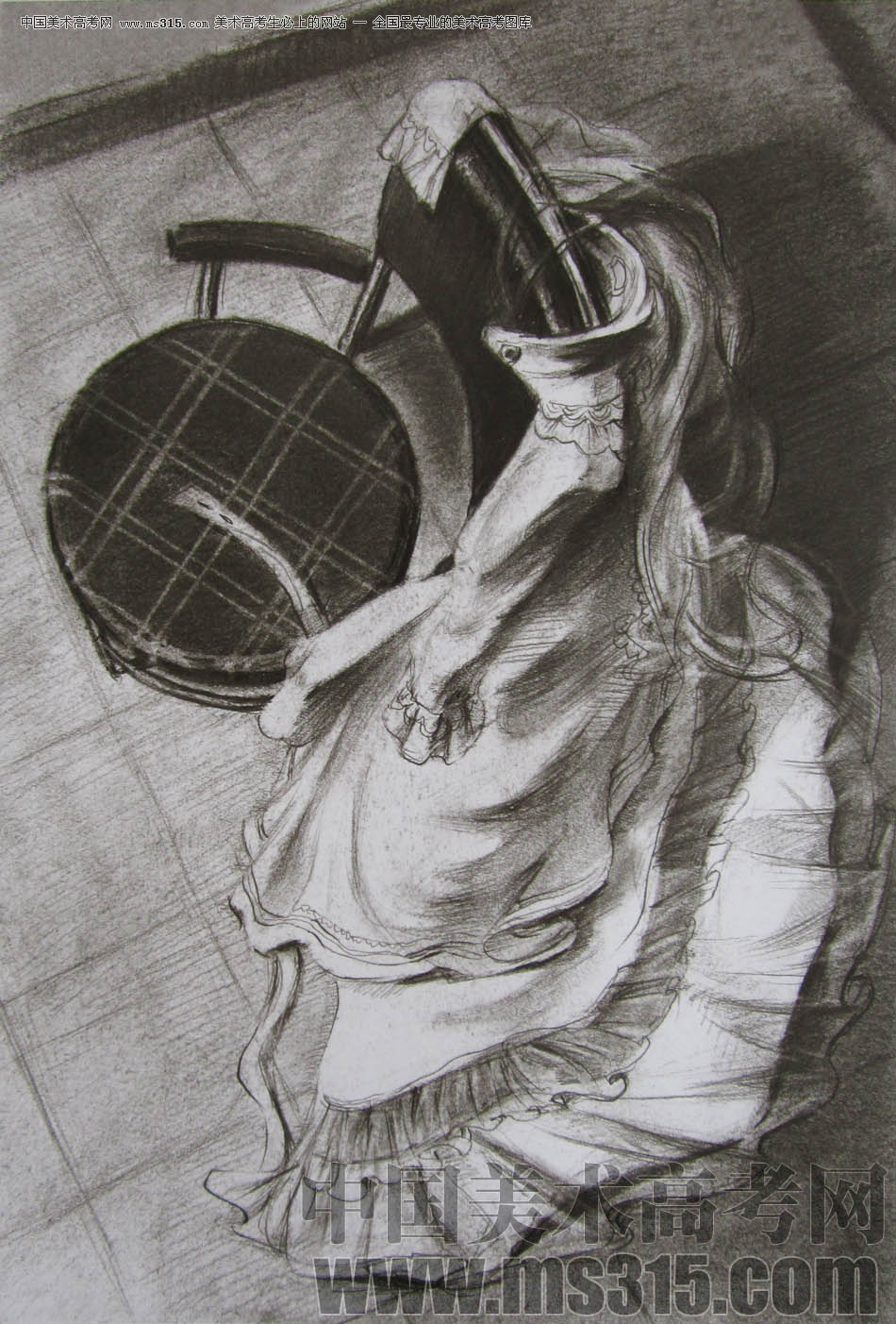 2011年清华大学美术学院素描高分试卷16（设计）