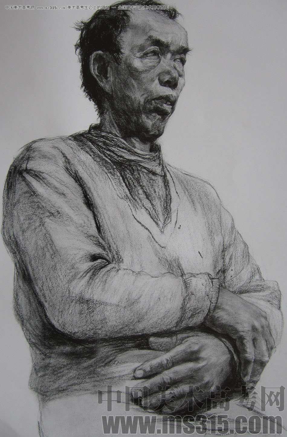 央美清华双状元黄思思素描头像优秀作品25