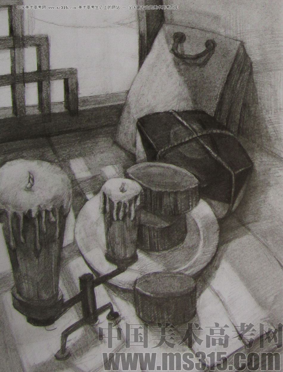 2012年清华大学美术学院素描高分试卷42（设计）