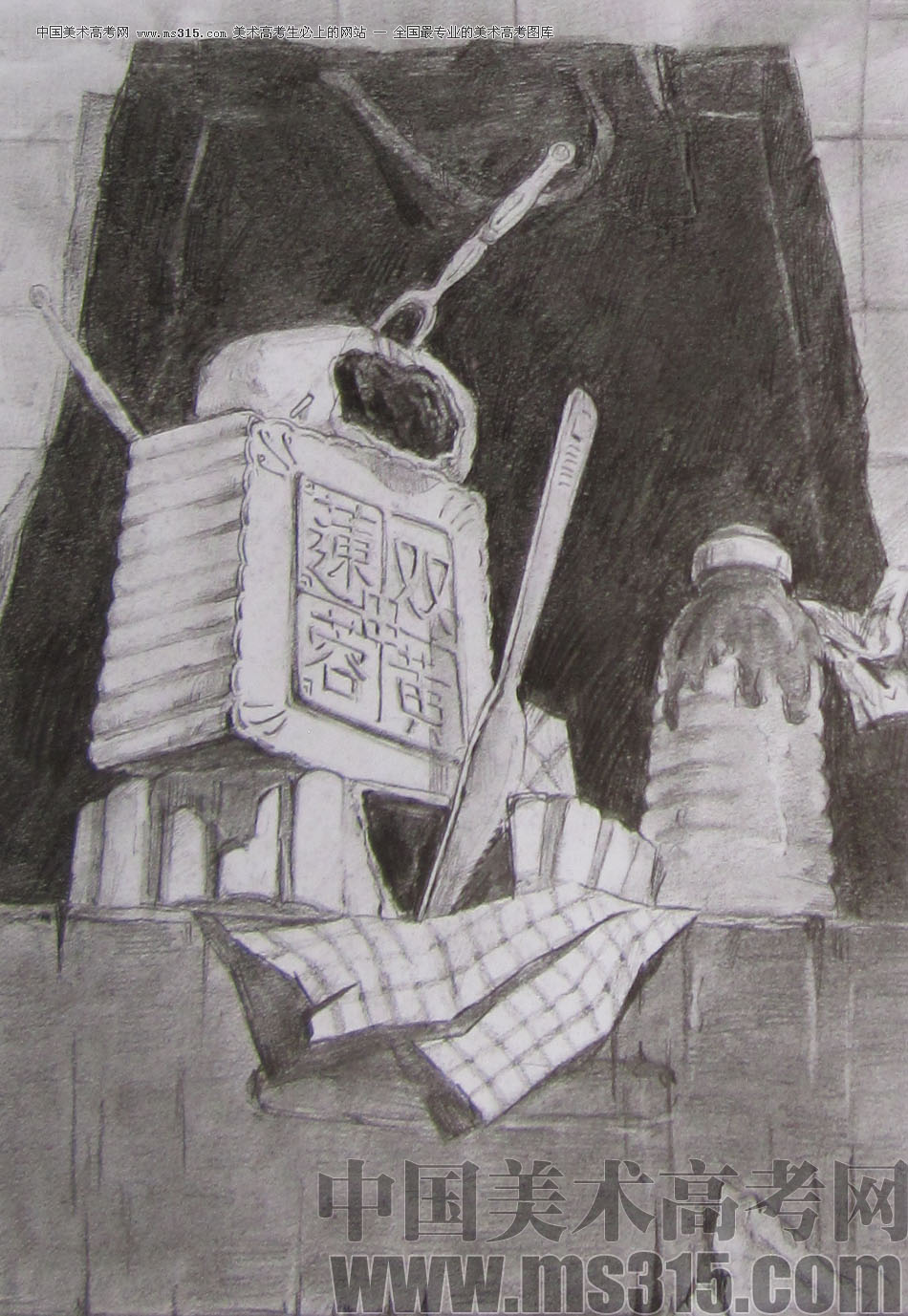 2012年清华大学美术学院素描高分试卷81（设计）