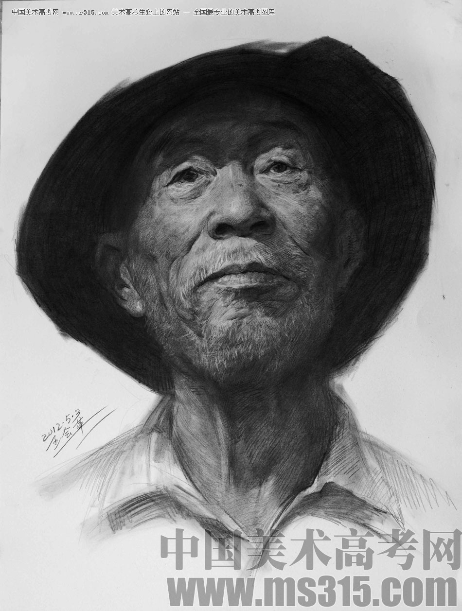 河北师范大学美术学院附中王会革素描头像优秀作品8