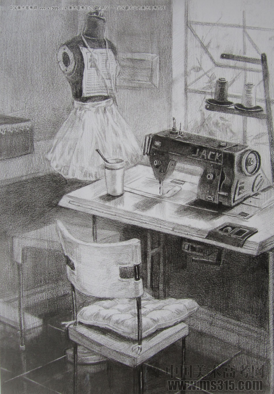 2015年清华大学美术学院设计类素描优秀试卷45