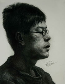 河北师范大学美术学院附中王会革素描头像优秀作品1